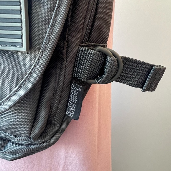 NWT East West Sling Utility Bag. This bag is great for an on the go person. - Picture 8 of 11